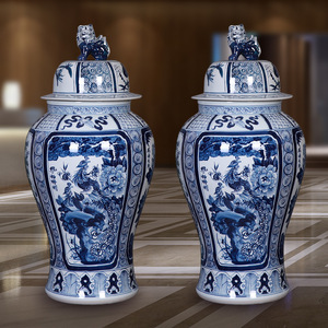 Jarrón de cerámica antiguo grande pintado a mano Jingdezhen, orquídeas y flores de ciruelo, cerámica de porcelana de estilo chino - Product Image 2