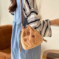 Sac à dos en peluche Capybara marron et rose pour étudiants, design mignon de dessin animé, respirant, ultra-léger, antibactérien, avec cordon de serrage