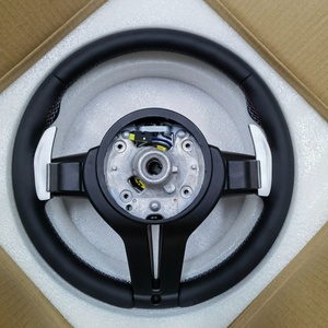 Volant sport en cuir de la série M amélioré pour les modèles F30, F20, F10, F05, série F, <span class=keywords><strong>E70</strong></span>, E90, E80 et E91. - Product Image 2