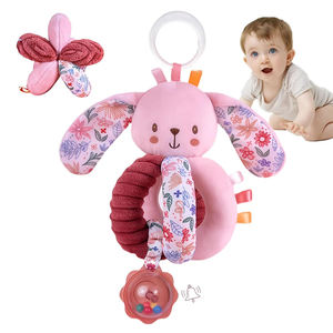 Jouet Lapin en Peluche Rose de Haute Qualité, à Suspendre au <span class=keywords><strong>Siège</strong></span> <span class=keywords><strong>Auto</strong></span> ou à la Poussette, pour Bébés et Nourrissons, avec Hochet pour Portique d'Activités, Idéal pour Paniers de Pâques - Product Image 1