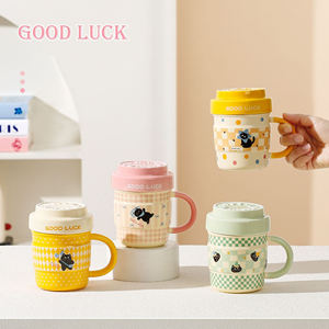 Taza de Cerámica de 420 ml con Diseño de Dibujos Animados Sublimados, con Tapa, para Bebidas Calientes y Frías - Product Image 1