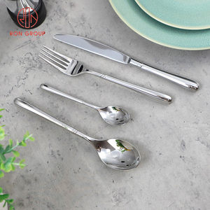 Set di Posate Piatte in Acciaio Inossidabile Premium all'Ingrosso, Coltello Forchetta Cucchiaio con Manico Delicato, Durevole per Hotel e Ristoranti - Product Image 1
