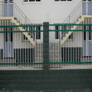 รั้วกั้นจราจรแบบเคลื่อนที่สำหรับคนและยานพาหนะในเขตเมือง ป้องกันการชนกัน - Product Image 4