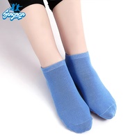 Chaussettes antidérapantes de haute qualité pour hommes, femmes et enfants – Lot en gros de chaussettes courtes antidérapantes amusantes pour l'été, le trampoline et le yoga