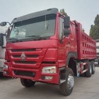 Ventes transfrontalières de camions à benne basculante HOWO de haute qualité de 8.5 mètres Camions à benne basculante à huit basculants arrière de 9.6 mètres Camions à benne basculante HOWO 6*4