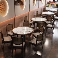 Canapé en rotin rétro haut de gamme de style sud-est, chaise en rotin et table en marbre pour hôtel, café et restaurant