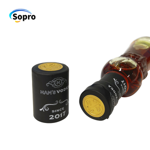 <span class=keywords><strong>Capsule</strong></span> thermorétractable <span class=keywords><strong>noire</strong></span> mate personnalisée, capsules thermorétractables perforées pour bouteille de vin de vodka, bocaux, cols, capsules de vin en PVC - Product Image 4