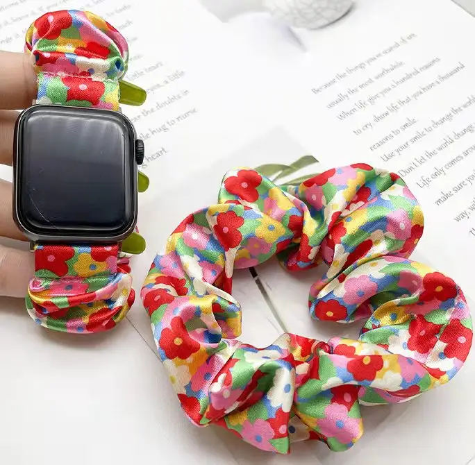 HuaMJ Tie dye stampa motivo arcobaleno in silicone per cinturino apple watch per cinturino apple Iwatch Multicolor Ladies Watch