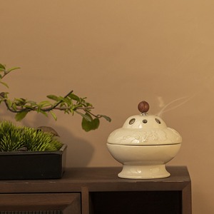 Brûleur d'encens créatif en céramique avec texture délicate en <span class=keywords><strong>porcelaine</strong></span> pour la maison - Product Image 1