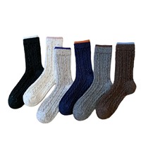 Vente en gros de chaussettes d'hiver épaisses, chaussettes mi-mollet torsadées pour femmes, chaussettes bicolores, chaussettes en laine à pois