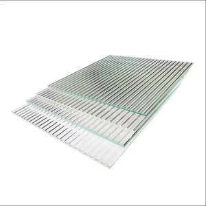 <span class=keywords><strong>Verre</strong></span> gaufré <span class=keywords><strong>rainuré</strong></span> <span class=keywords><strong>rainuré</strong></span> en <span class=keywords><strong>verre</strong></span> ondulé de haute qualité personnalisé ultra-clair ultra-transparent - Product Image 1
