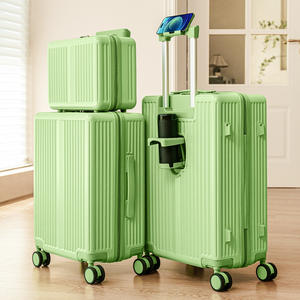 Maleta Yongsheng de 28 Pulgadas, Gran Capacidad, Resistente a Impactos, con Ruedas Giratorias, Candado de Combinación, Unisex, Diseño a Rayas - Product Image 5