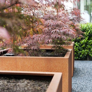 Jardinera Cuadrada de Acero Corten, Elegante y Duradera, con Capacidad Personalizable para Jardines Modernos - Product Image 2
