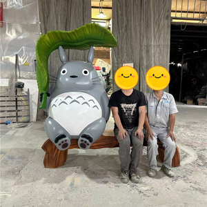 Statue de banc en fibre de verre <span class=keywords><strong>Totoro</strong></span> grandeur nature personnalisée, grande sculpture de siège animalier de dessin animé, décoration extérieure pour espaces publics - Product Image 4