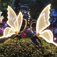 Lumière LED Papillon Scintillant à Ailes Mobiles Automatiquement, Étanche, pour Décoration Extérieure, Mariages et Événements