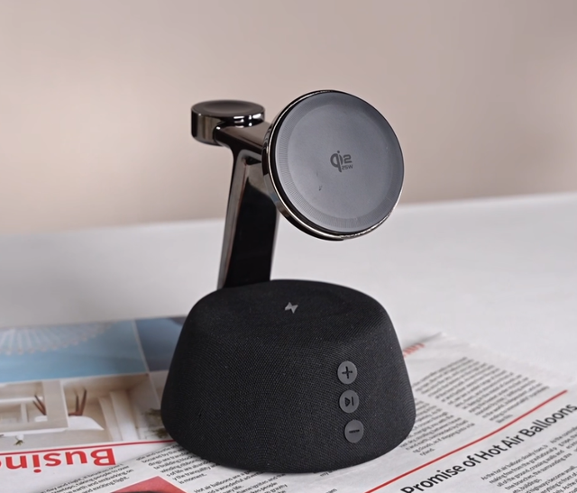 KUANGXIANG New China Gadgets Consumer Electronics 25W with Qi2 Standard Wireless Charging Speaker with Bedside Warm LED, Stand