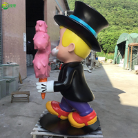 Sculpture de gentleman de dessin animé personnalisée en résine FRP, statue décorative pop art pour galerie d'art, espace tendance, ornement de maison
