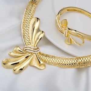 14K Gold Plated Brass Classic Zircon Women's Pakistani Indian <b>Bridal</b> <b>Jewelry</b> <b>Sets</b> Wedding Party Fashionable <b>Jewelry</b> - Product Image 2