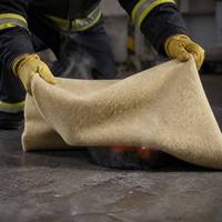 Enveloppe de tuyau haute température en feutre PPTA, isolation thermique 260 ° Résistant au feu, largeur 5cm-2.5m, jaune