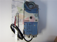 Siemens GMA126.1E Actionneur de registre d'air rotatif AC/DC 24 V 2 positions 7 Nm rappel à ressort 90/15 s 2 interrupteurs auxiliaires