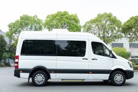 Véhicule à énergie nouvelle Ev Van Mini Bus minibus automatiques de passagers Bus électrique 6m RWD 12 sièges LHD Mini Bus Minivan électronique