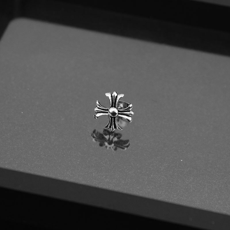 E003-S4 (One earring)