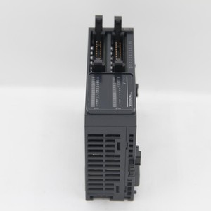 โมดูล PLC แท้ 100% รุ่น TM3DQ32UK |   ทรานซิสเตอร์รุ่น TM3 ซีรีส์ ช่องสัญญาณเอาต์พุต 32 ช่อง - Product Image 1