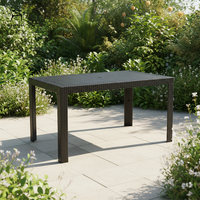 Table en plastique noir robuste de haute qualité, design empilable, idéale pour les restaurants et les cafés