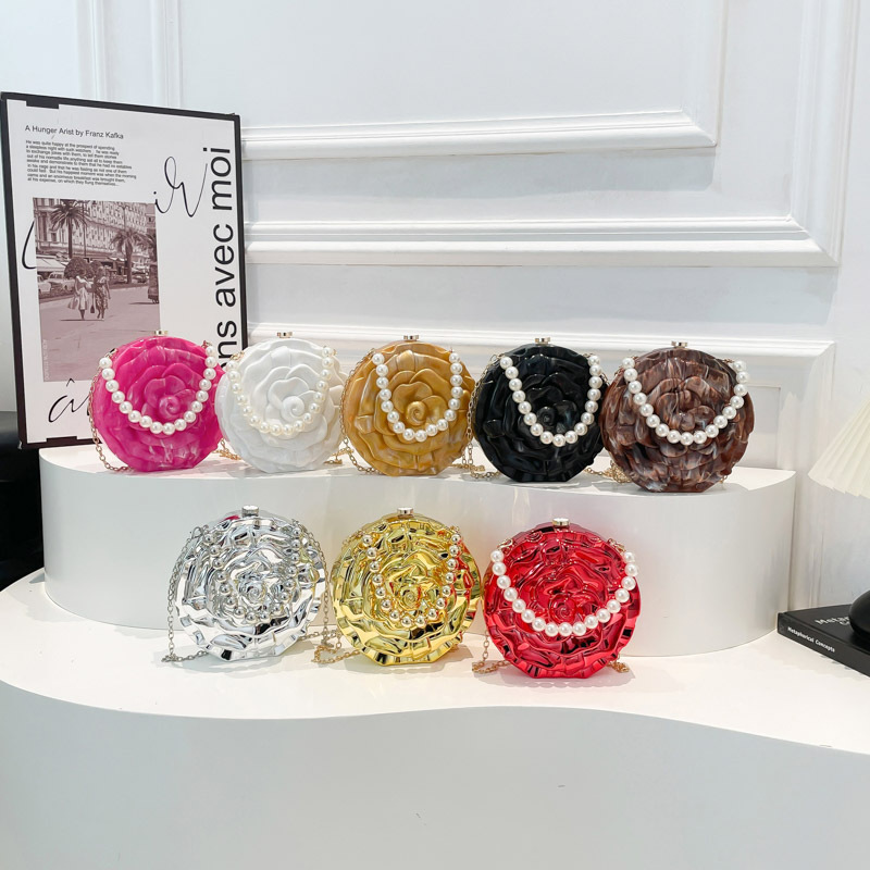 2026 Glossy Patent Pu Leather Chain
