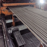 Grille en acier pour le sol du centre commercial, treillis pour le sol du couloir du ciel et plaque de grille en acier inoxydable pour le sol du lieu de sport