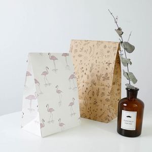 Bolsa de Papel Kraft Personalizada Ecológica y Colorida con Impresión Personalizada, Bolsa de Papel para Regalos y Dulces sin Asas - Product Image 2