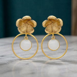 Pendientes Colgantes de Aleación de Metal Precioso Chapados en Oro con Calcedonia Lechosa, Hechos a Mano, Estilo Étnico Bohemio para Bodas y Fiestas - Product Image 3