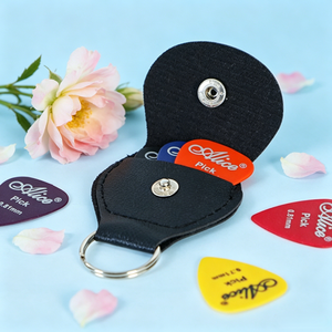 Étui de rangement portable et léger en cuir PU multicolore <span class=keywords><strong>pour</strong></span> médiators de <span class=keywords><strong>guitare</strong></span>/<span class=keywords><strong>basse</strong></span>, avec porte-clés créatif – En stock - Product Image 3