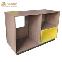 Juego de Muebles Modernos para Dormitorio de Hotel/Apartamento Comercial: Cama de Madera Sólida con Cabecera y Mesita de Noche, Muebles Duraderos para Contratos