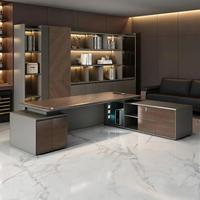 Bureau de direction/ordinateur de haute qualité et luxueux, poste de travail exécutif raffiné et minimaliste.