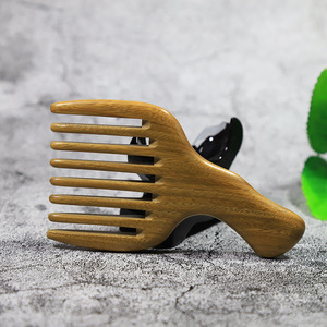 <b>Wide</b> Tooth Sandalwood Hair <b>Comb</b> 15-20Cm Handmade U Shape For General Population - Product Image 2