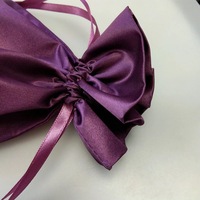 Logo de luxe de haute qualité imprimé sacs en satin personnalisés sac à cordon en satin de soie