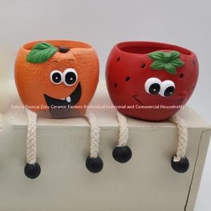 Maceta de Cerámica con Diseño Creativo de Frutas Pintadas a Mano, con <span class=keywords><strong>Cuerda</strong></span> <span class=keywords><strong>para</strong></span> <span class=keywords><strong>Colgar</strong></span>, Ideal <span class=keywords><strong>para</strong></span> Plantas Cizulentas como Naranjas y Fresas - Product Image 3