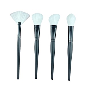 Vente en gros du fabricant en stock pour <span class=keywords><strong>Amazon</strong></span> Hot Selling 4 pinceaux de maquillage pour le visage Blush Contour Fan Brushes - Product Image 5