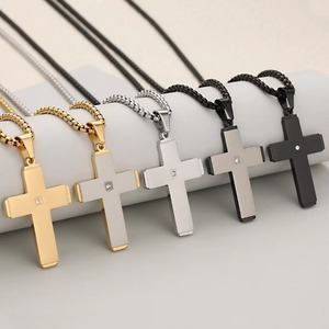 Collier Pendentif Croix Minimaliste en Cristal Unique pour Homme, en Acier Inoxydable Or, Argent, Noir, Bijou Religieux Chrétien, Chaîne Maille Forçat - Product Image 3