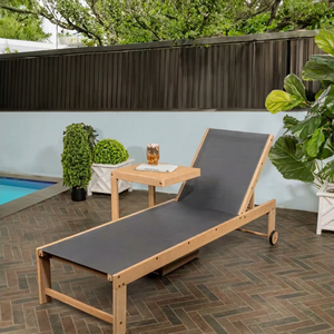 Tumbonas Plegables Modernas de Madera Maciza para Exteriores con Mesa Pequeña para Uso en Parques, Hoteles y Villas, Tamaños Personalizados, Hechas en Indonesia - Product Image 1