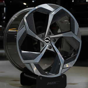 ROC Roues en fibre de carbone personnalisées 5x120 Roues forgées légères Roues en fibre de carbone de 23 pouces pour Lotus Eletre - Product Image 1