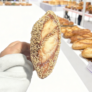 Mini-baguette écologique de 5,3 pouces, modèle alimentaire factice, parfum sésame, pour présentation d'échantillons de pâtisserie, pain intégral, cacahuète - Product Image 3