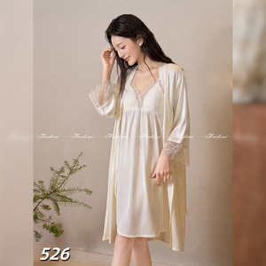 ชุดนอนผ้าไหมฟอร์ทีน ไอซ์ ซิลค์ รุ่น 526 สีชมพู สำหรับผู้หญิง คอลเลคชั่นฤดูใบไม้ผลิ 2026 - Product Image 3