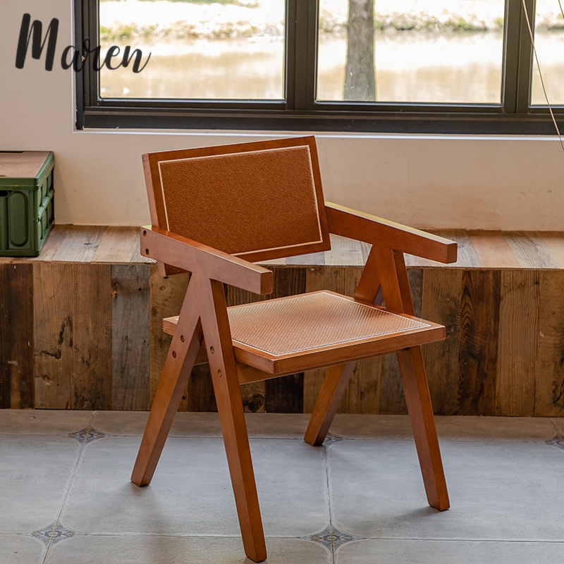 silla de madera individual 001