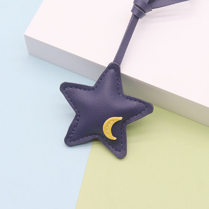 พวงกุญแจ <span class=keywords><strong>Goodnight</strong></span> Stars <span class=keywords><strong>Moon</strong></span> Light รูปพระจันทร์และดวงดาว 3 มิติ  จี้ห้อยกระเป๋าการ์ตูน หนัง PU  เครื่องประดับแฟชั่นสุดสร้างสรรค์สำหรับผู้หญิง - Product Image 6