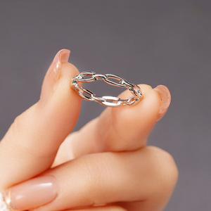 T0176 Anello Geometrico in Acciaio Inossidabile, Gioiello Unisex Moderno e Alla Moda, Design Semplice - Product Image 1