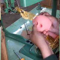 Machine automatique d'enracinement des cheveux pour poupées en vinyle souple, implantation de cheveux sur la tête de poupée et équipement de production de poupées jouets