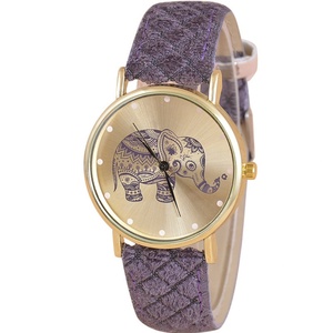 Montre pour femme tendance série Éléphant, bracelet en cuir vintage, montre à quartz pour femme, vente en gros - Product Image 5