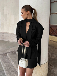 <span class=keywords><strong>Blazer</strong></span> da <span class=keywords><strong>Donna</strong></span> Trendy Autunno Inverno con Fiocco a Maniche Lunghe e Revers Giacca Corta Casual Capispalla Eleganti da Ufficio per <span class=keywords><strong>Donna</strong></span> - Product Image 4